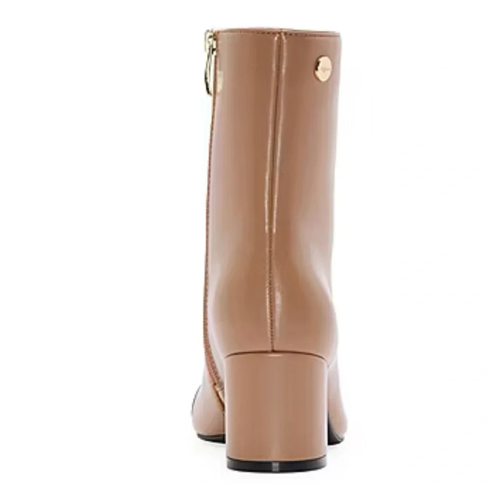 NWT Liz Claiborne Retro Style Tan and Black Ankle Booties Size 7